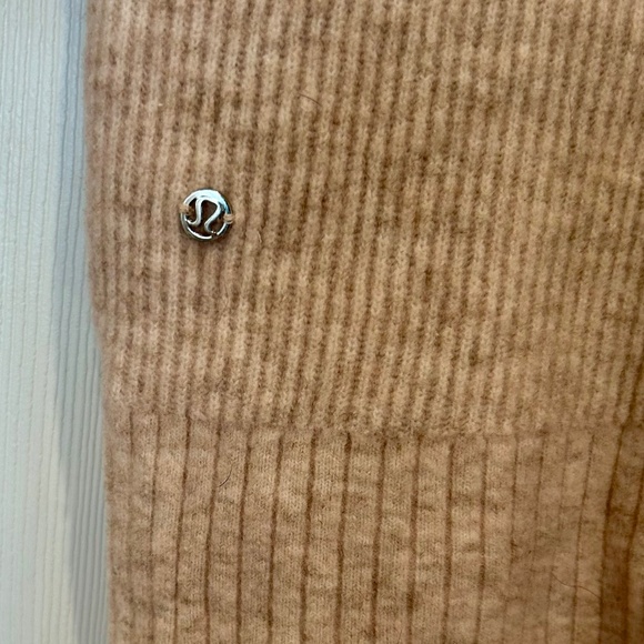 Lululemon sweater oversized beige/tan XS - Picture 5 of 8